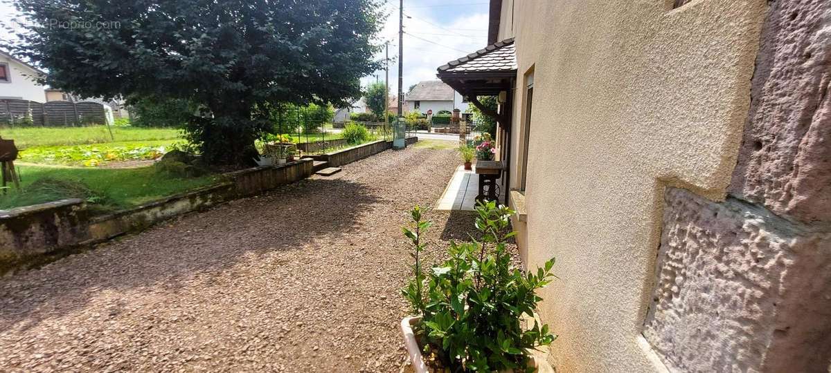 Maison à LUXEUIL-LES-BAINS