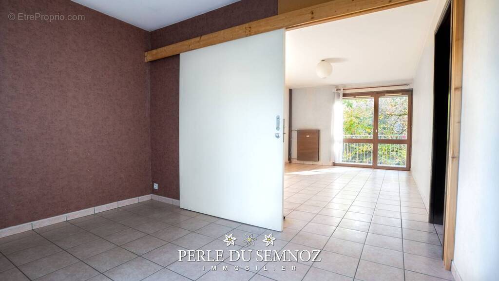 Appartement à SEYNOD