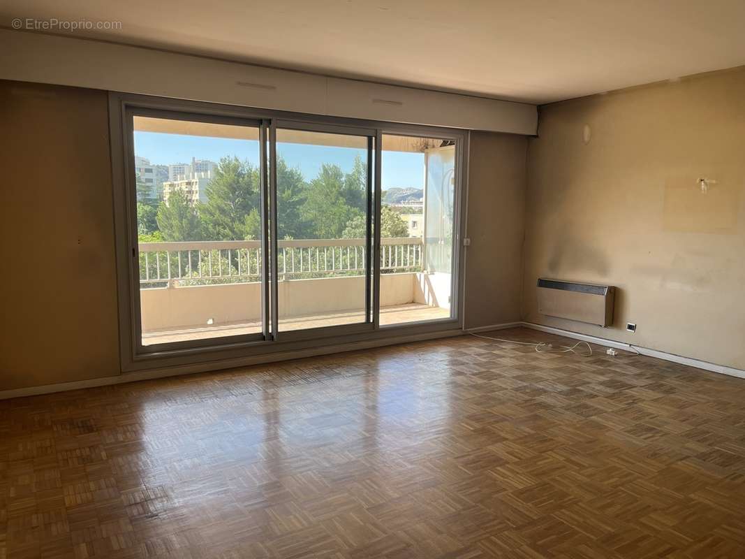 Appartement à MARSEILLE