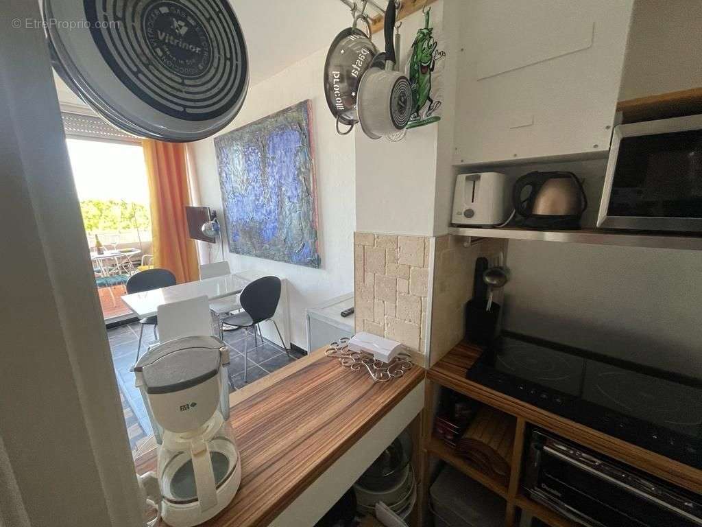 Appartement à MEZE