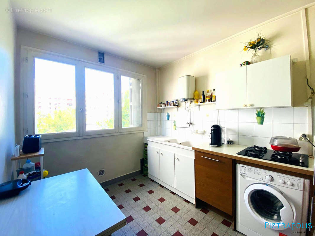 Appartement à LYON-7E