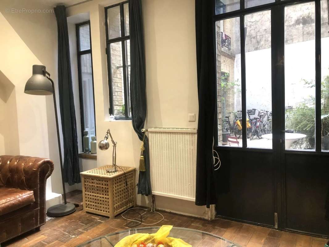 Appartement à PARIS-18E