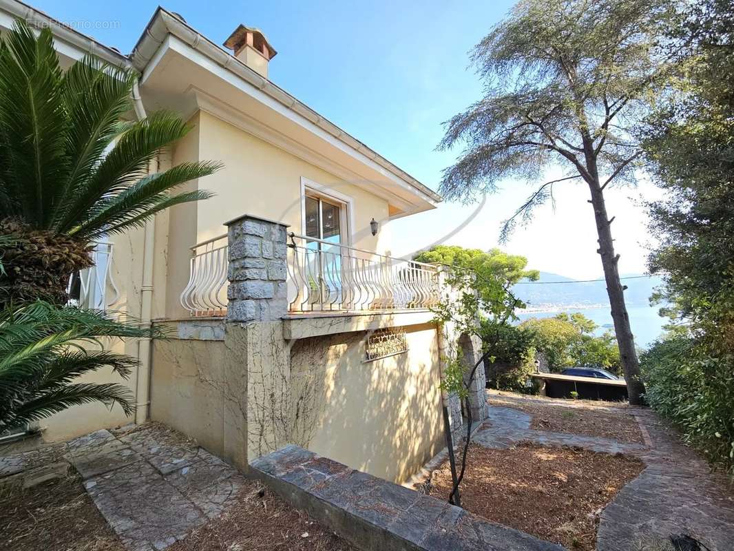 Maison à ROQUEBRUNE-CAP-MARTIN