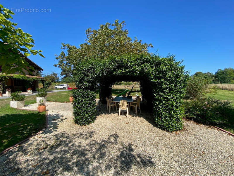 Maison à AIRE-SUR-L&#039;ADOUR