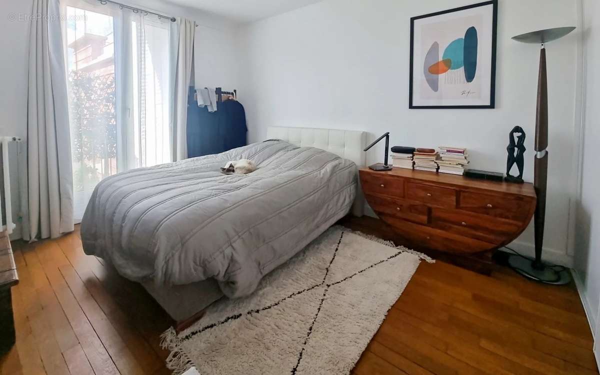 Appartement à PARIS-15E