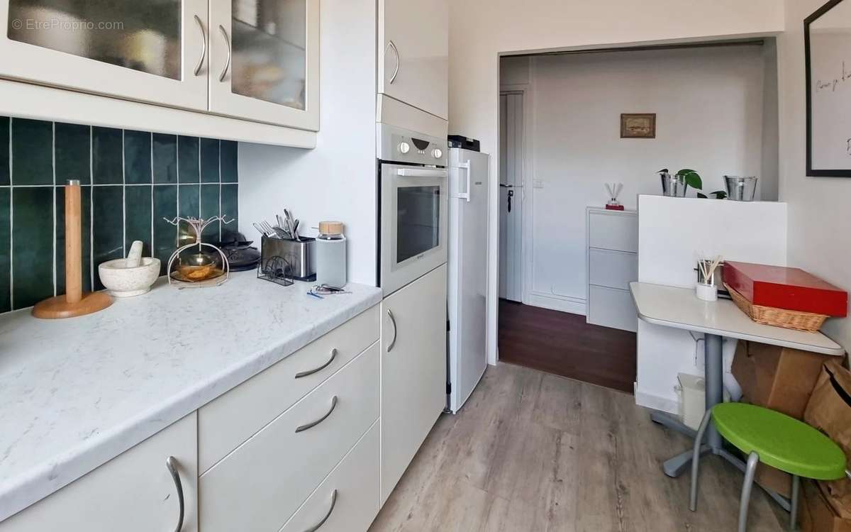 Appartement à PARIS-15E