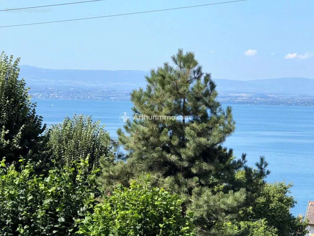 Appartement à EVIAN-LES-BAINS