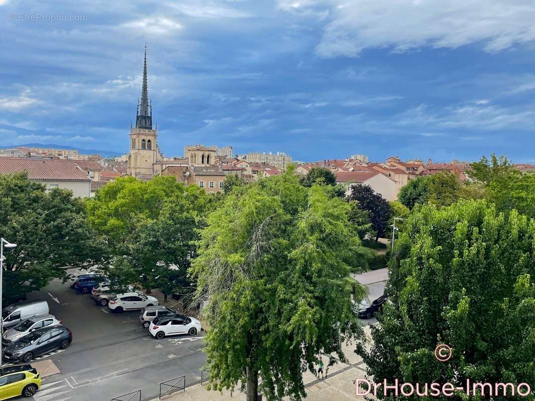 Appartement à VILLEFRANCHE-SUR-SAONE