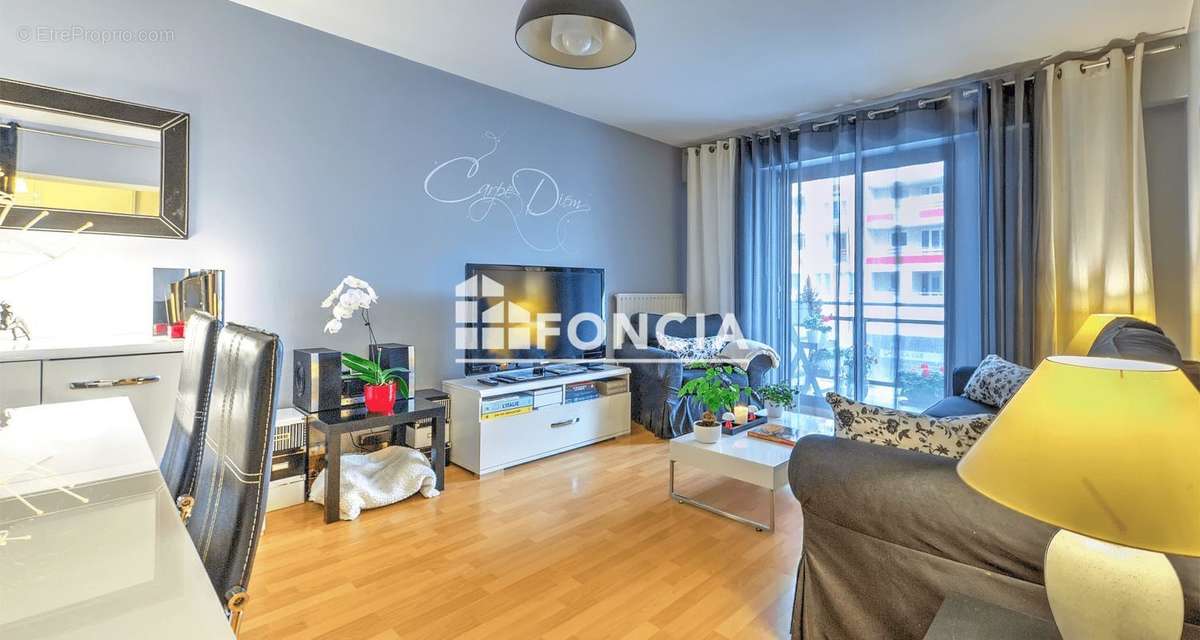 Appartement à MONTIGNY-LE-BRETONNEUX