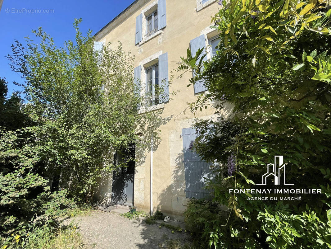 Appartement à FONTENAY-LE-COMTE