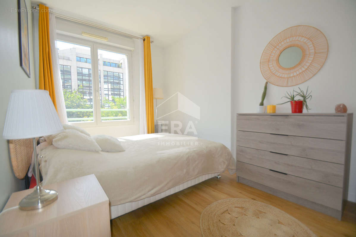 Appartement à ISSY-LES-MOULINEAUX