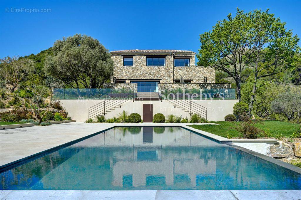 Maison à AIX-EN-PROVENCE