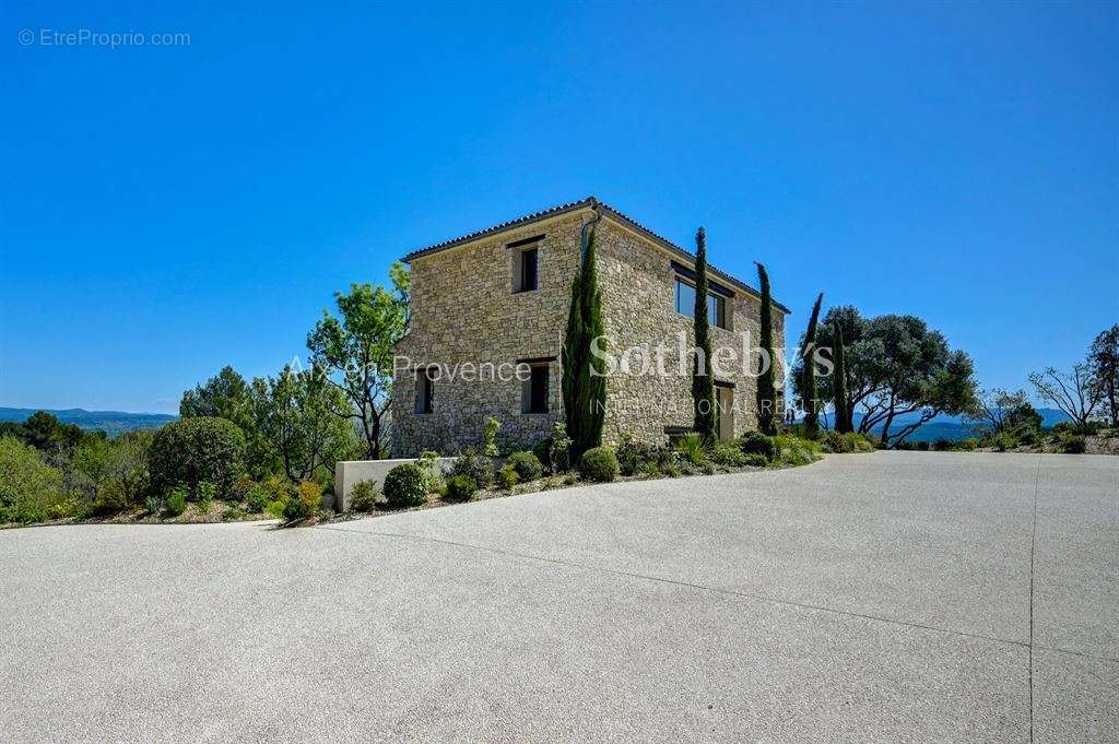 Maison à AIX-EN-PROVENCE