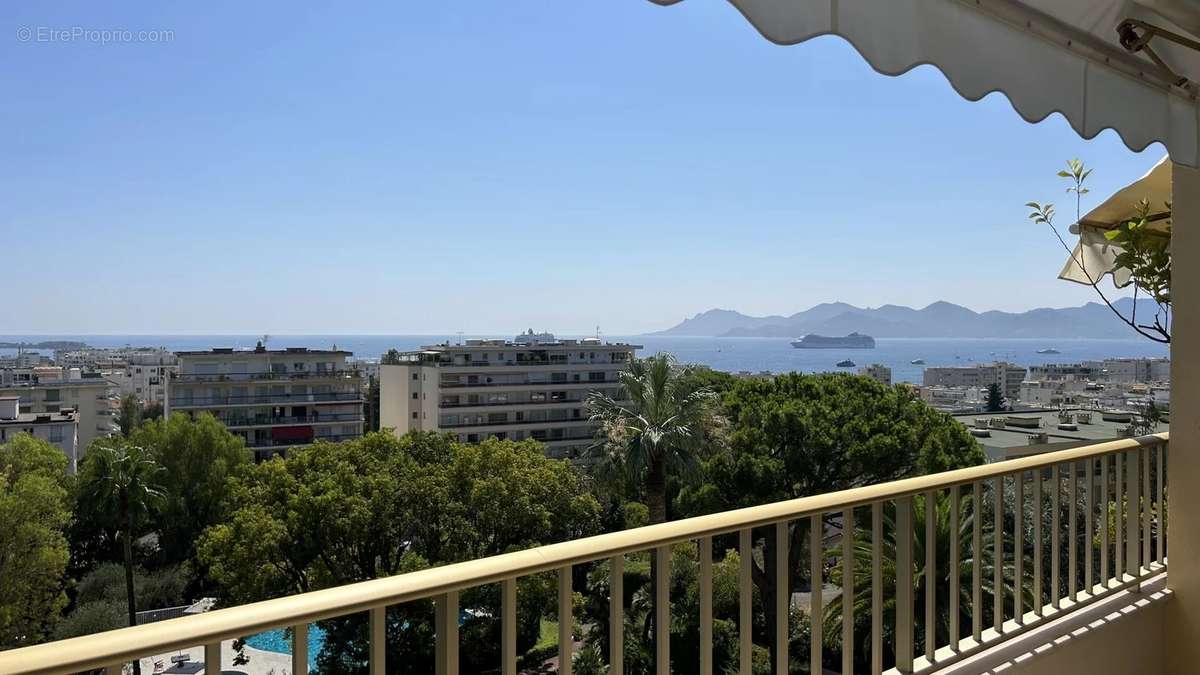 Appartement à CANNES