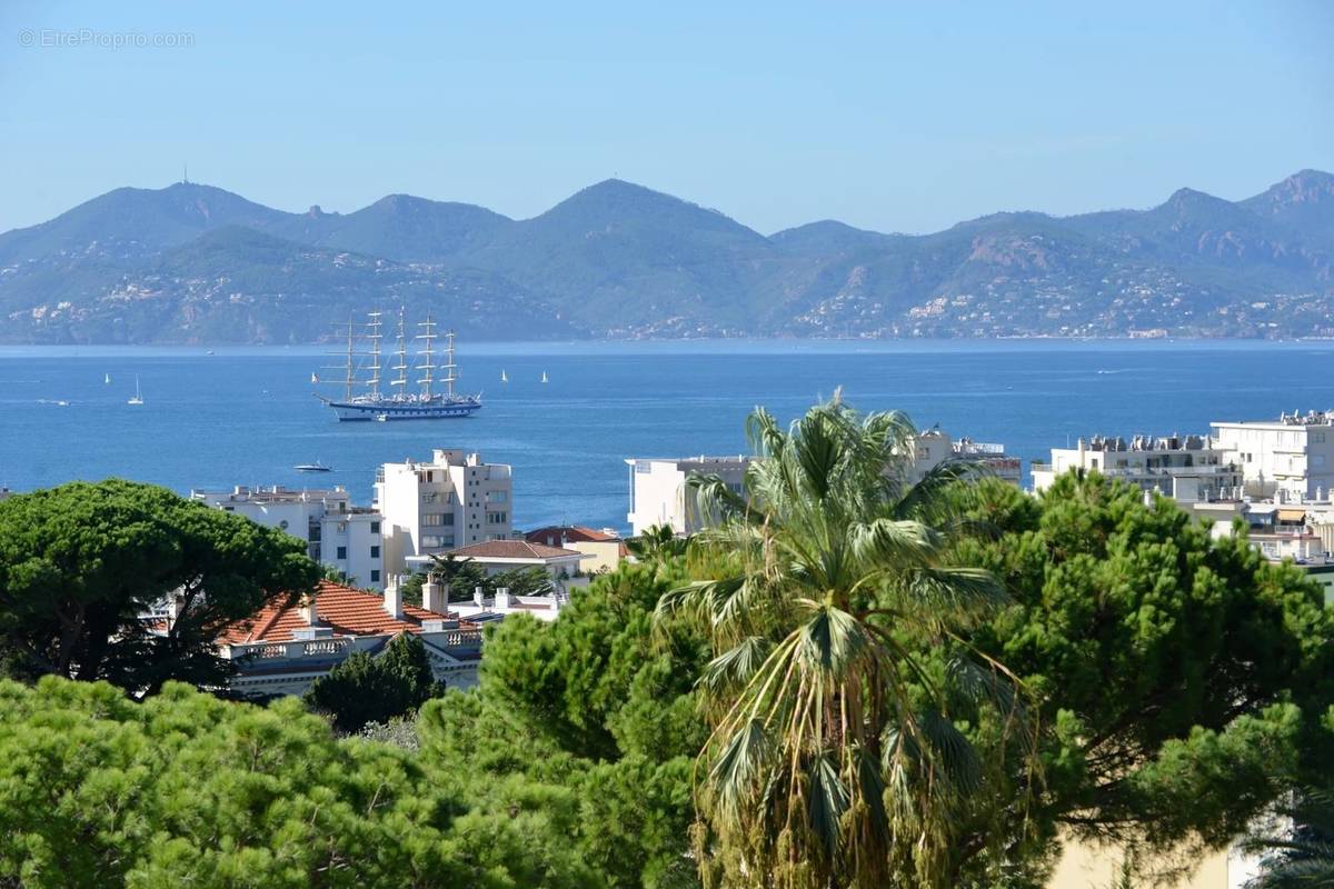 Appartement à CANNES