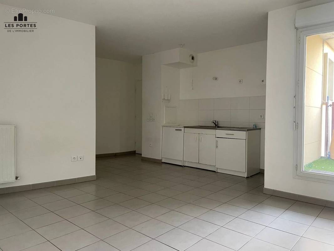 Appartement à AUBERVILLIERS