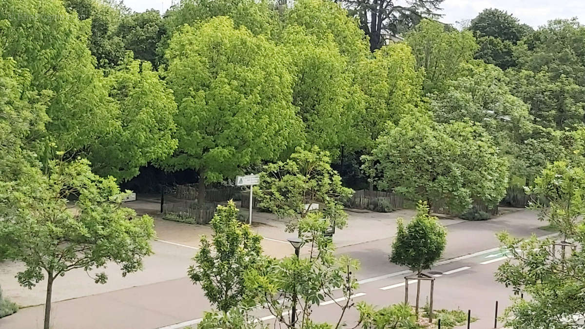 Appartement à MONTIGNY-LE-BRETONNEUX