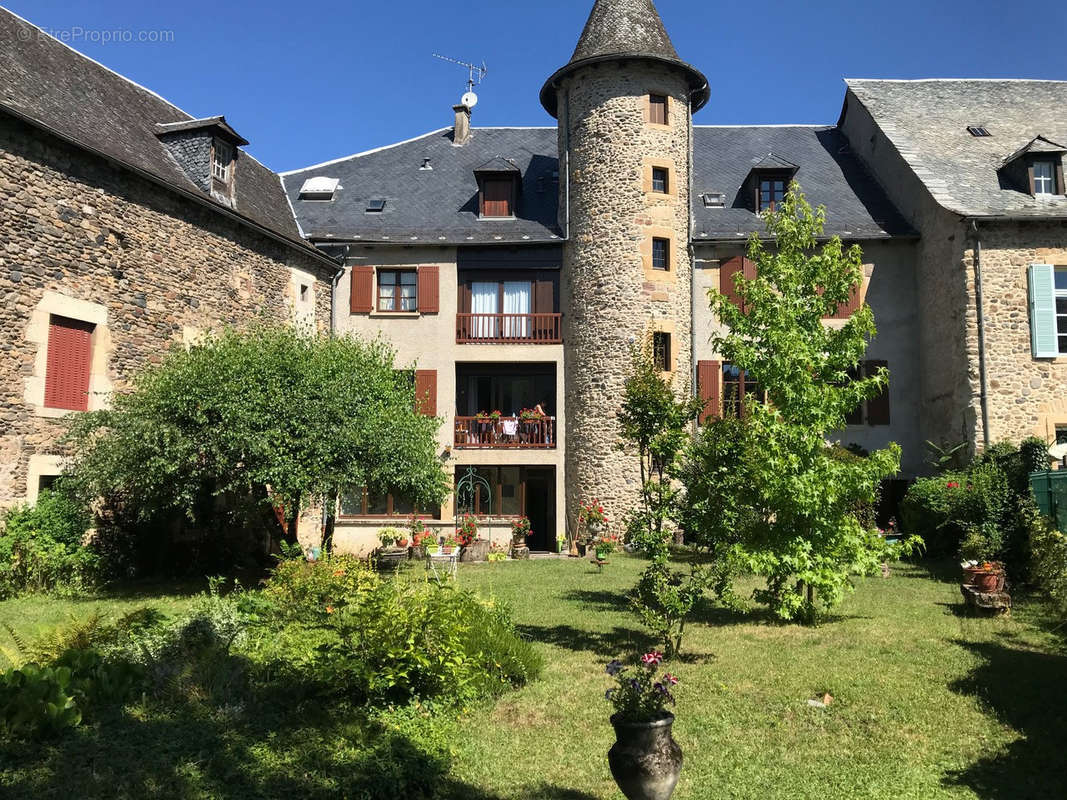 Appartement à SAINT-GENIEZ-D&#039;OLT