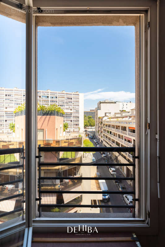 Appartement à MARSEILLE-8E