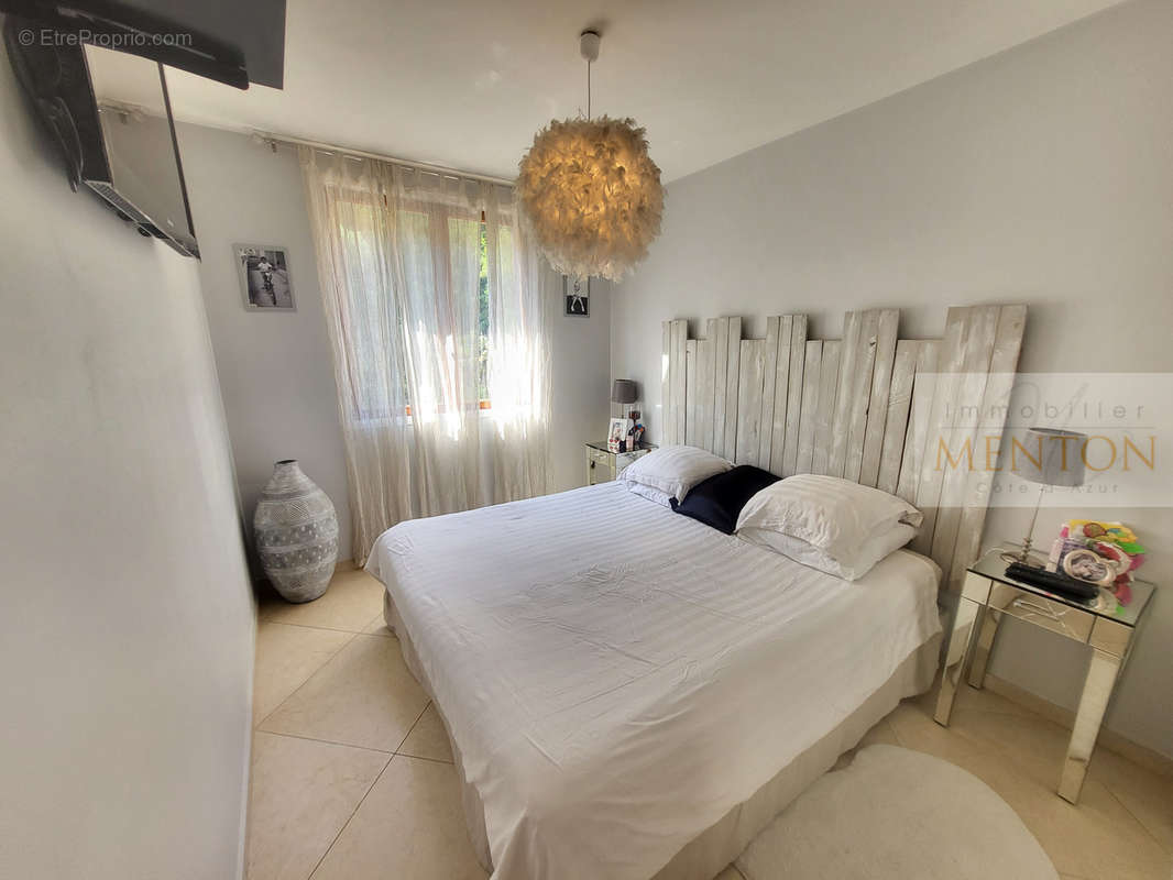 Appartement à MENTON