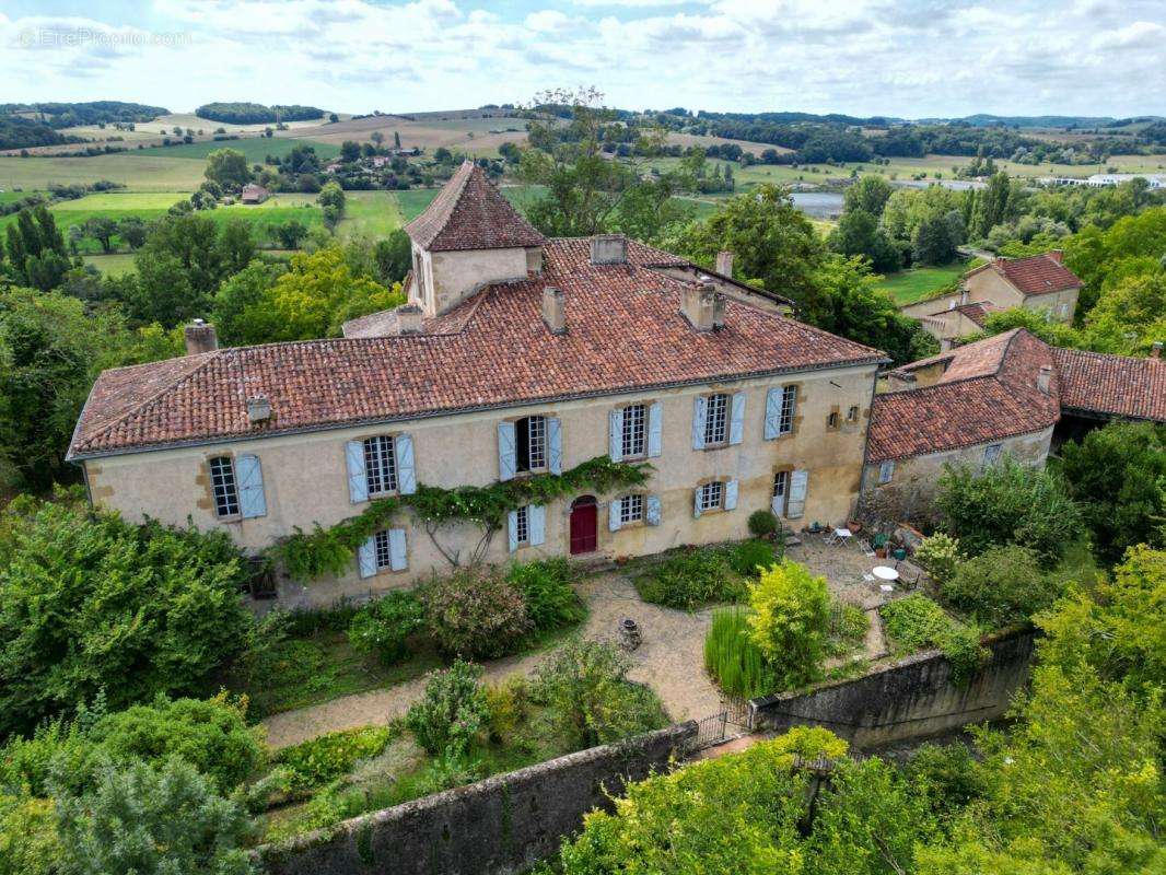 Maison à MIRANDE