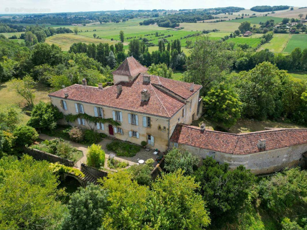 Maison à MIRANDE