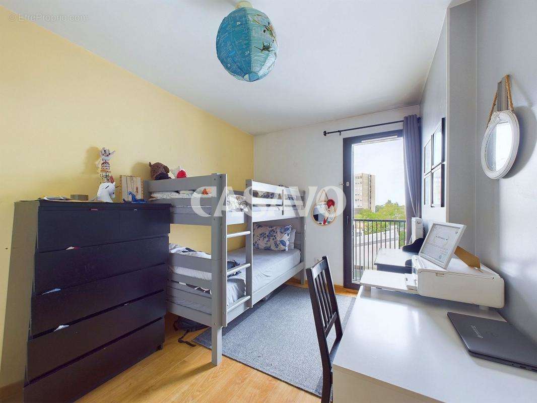 Appartement à COLOMBES