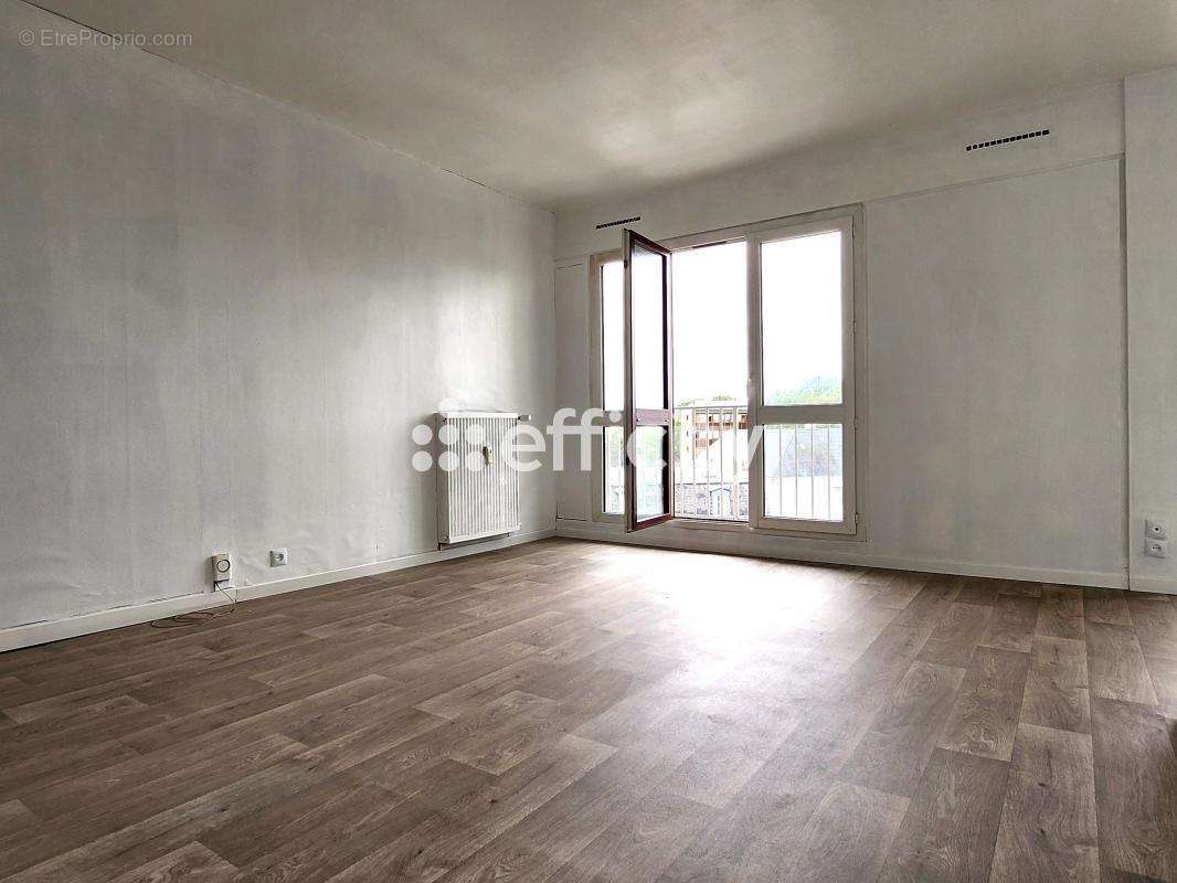 Appartement à SAINT-OUEN-L&#039;AUMONE