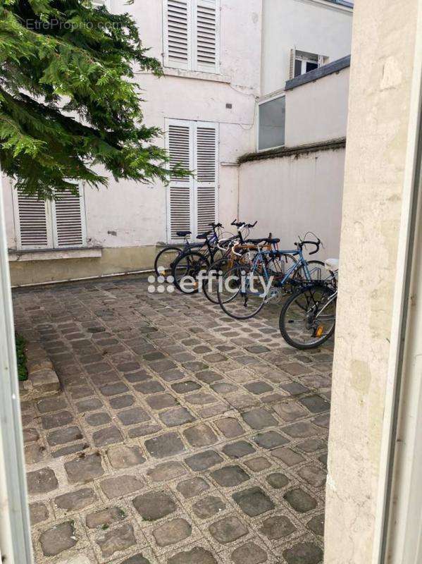 Appartement à PARIS-12E