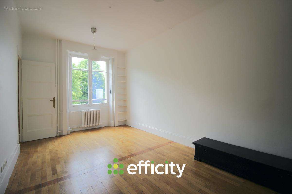 Appartement à LYON-7E