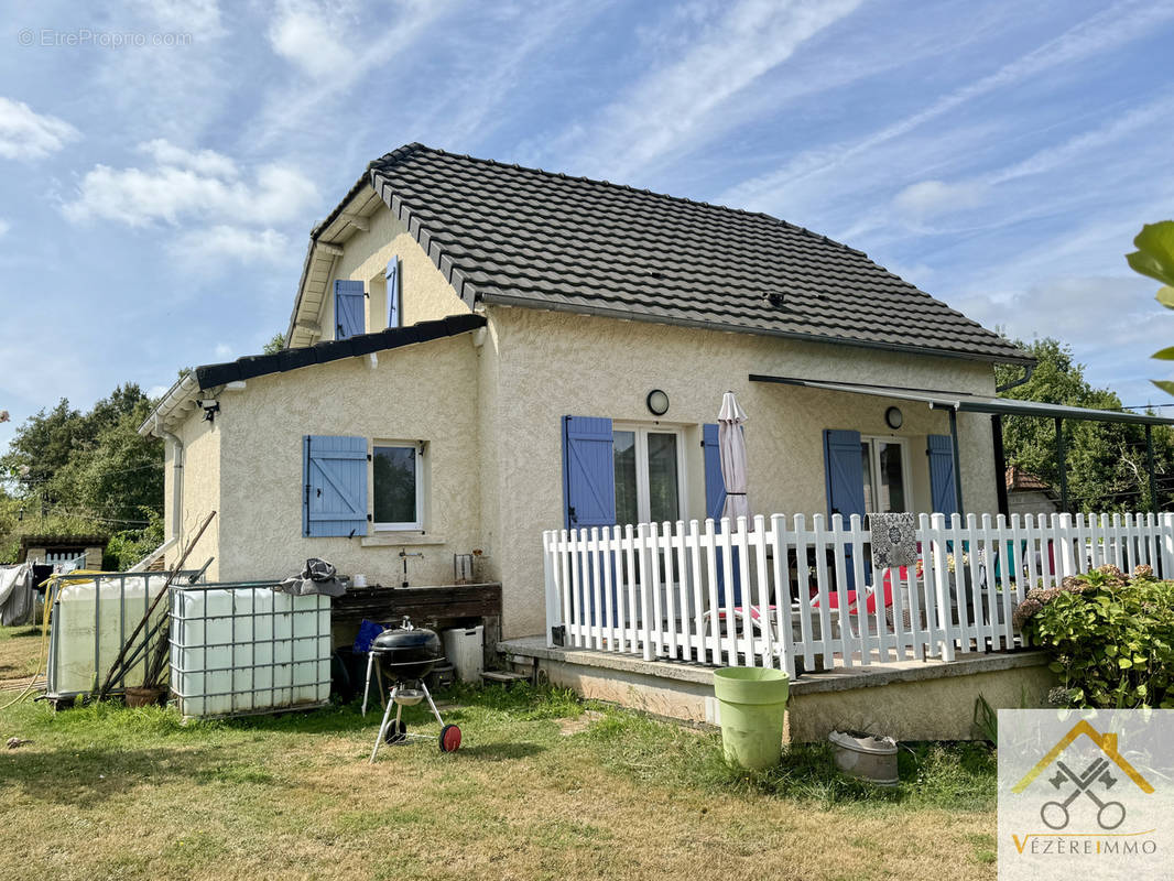 Maison à SAINT-AULAIRE