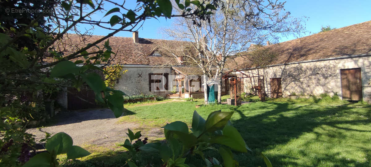 Maison à TALCY