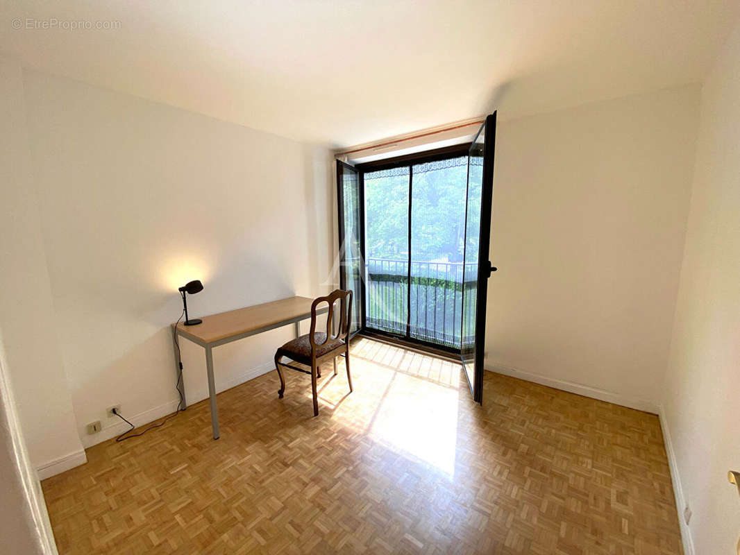 Appartement à GIF-SUR-YVETTE