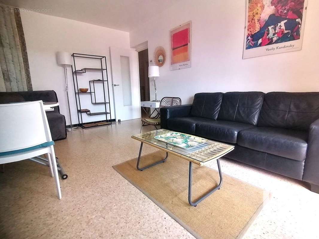 Photo 3 - Appartement à BORMES-LES-MIMOSAS