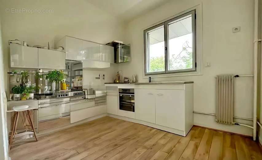 Appartement à PARIS-4E