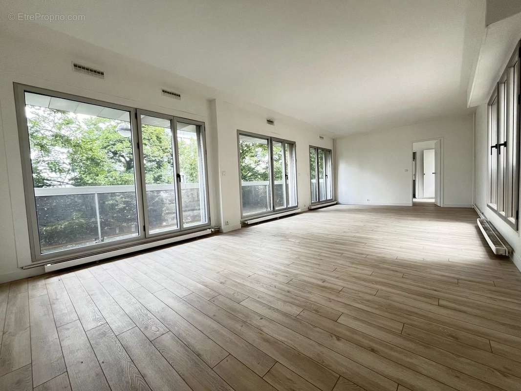 Appartement à PARIS-4E