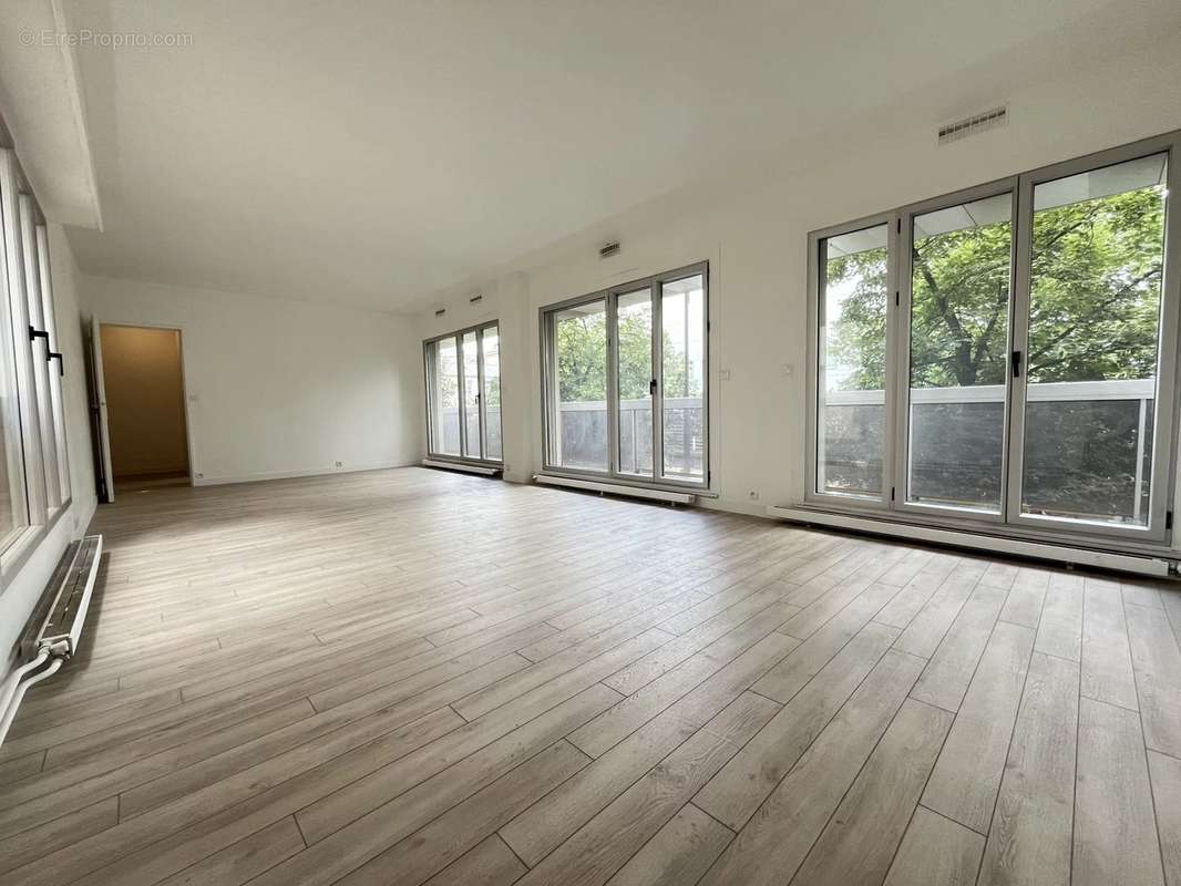 Appartement à PARIS-4E