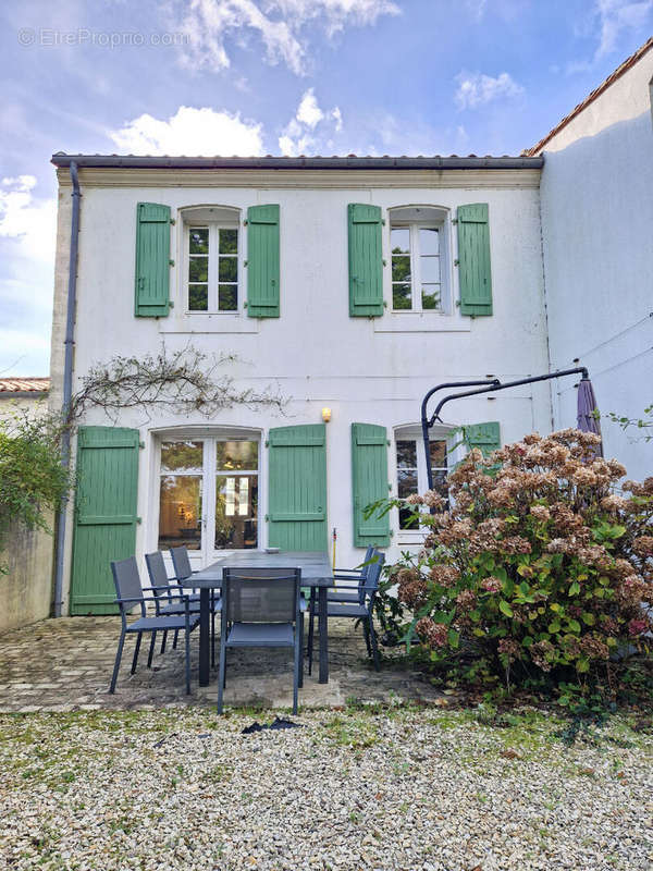 Maison à LA COUARDE-SUR-MER