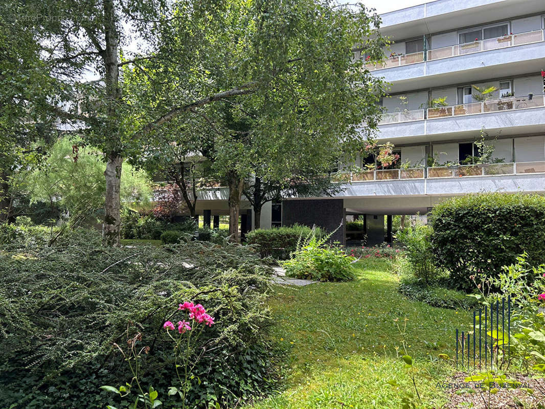 Appartement à RUEIL-MALMAISON