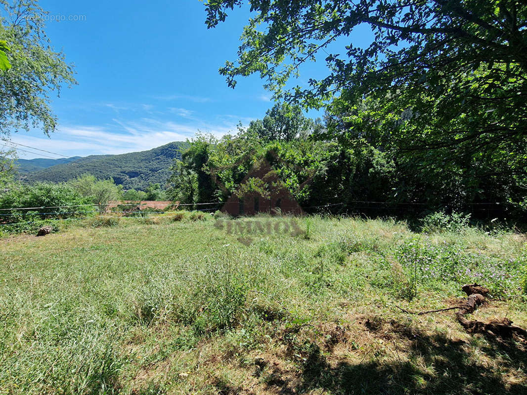 Terrain à BESSEGES