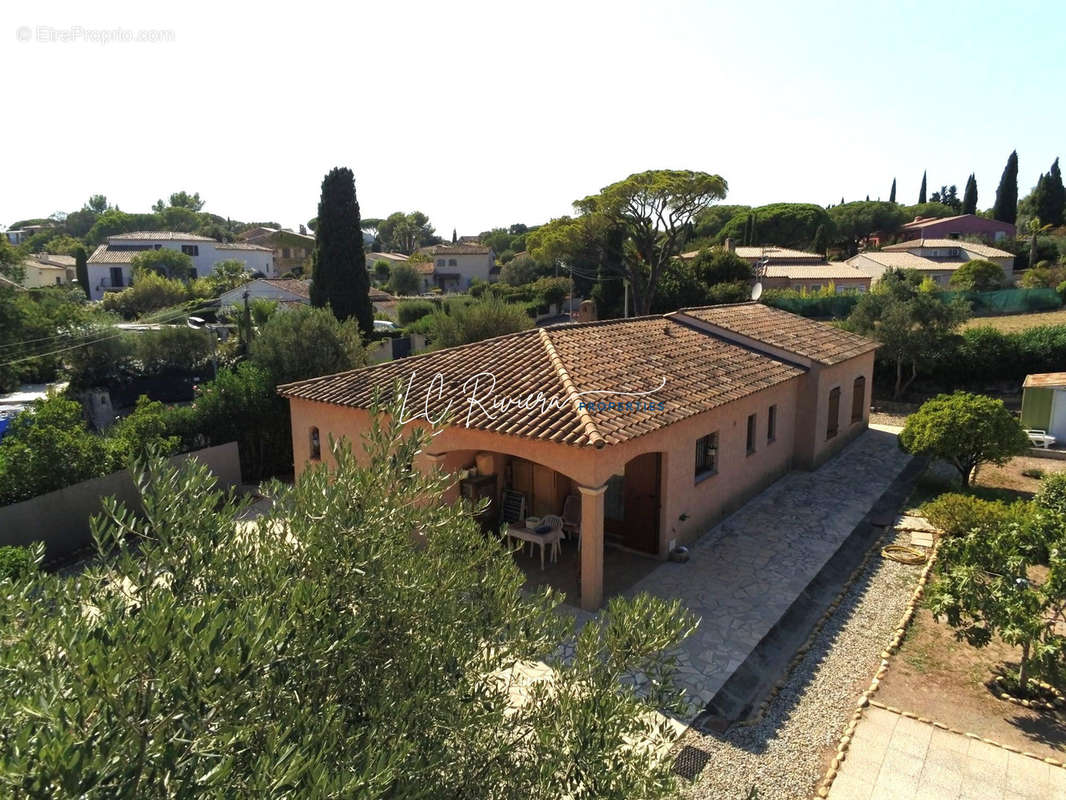 Maison à FREJUS