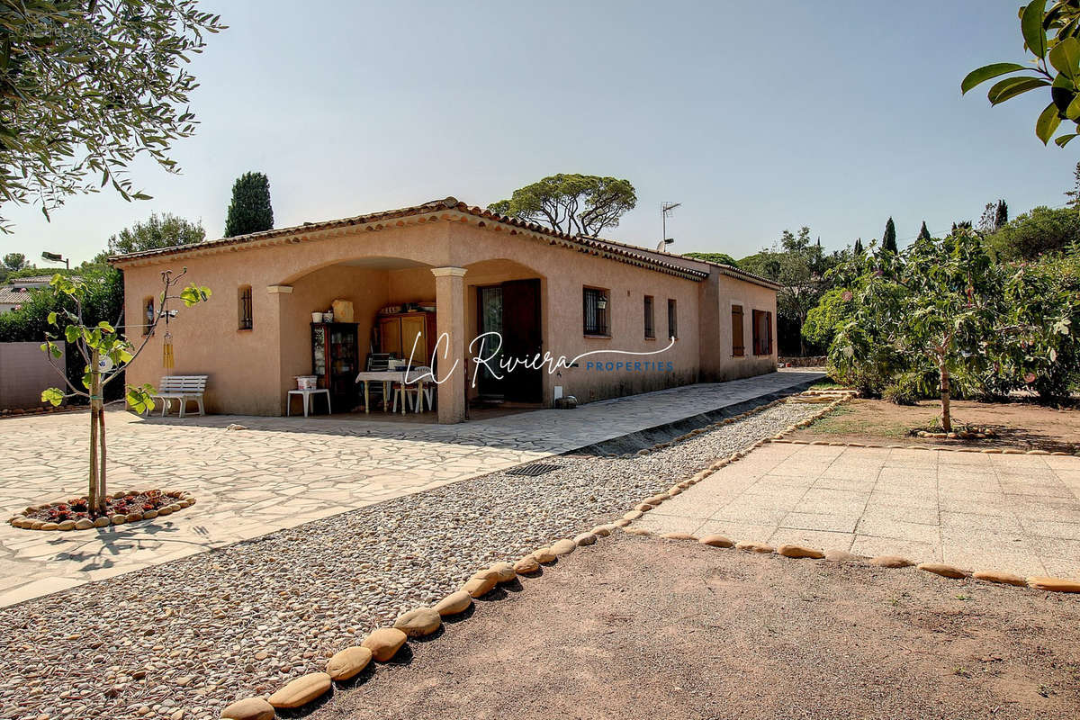 Maison à FREJUS