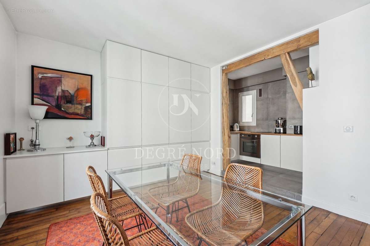 Appartement à PARIS-18E