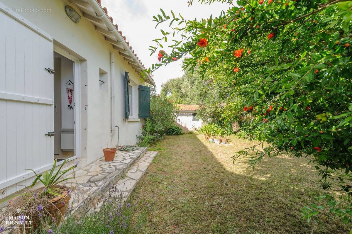 Maison à LA COUARDE-SUR-MER