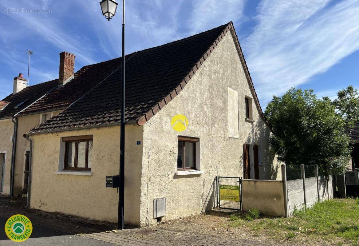 Maison à CHATEAUNEUF-SUR-CHER