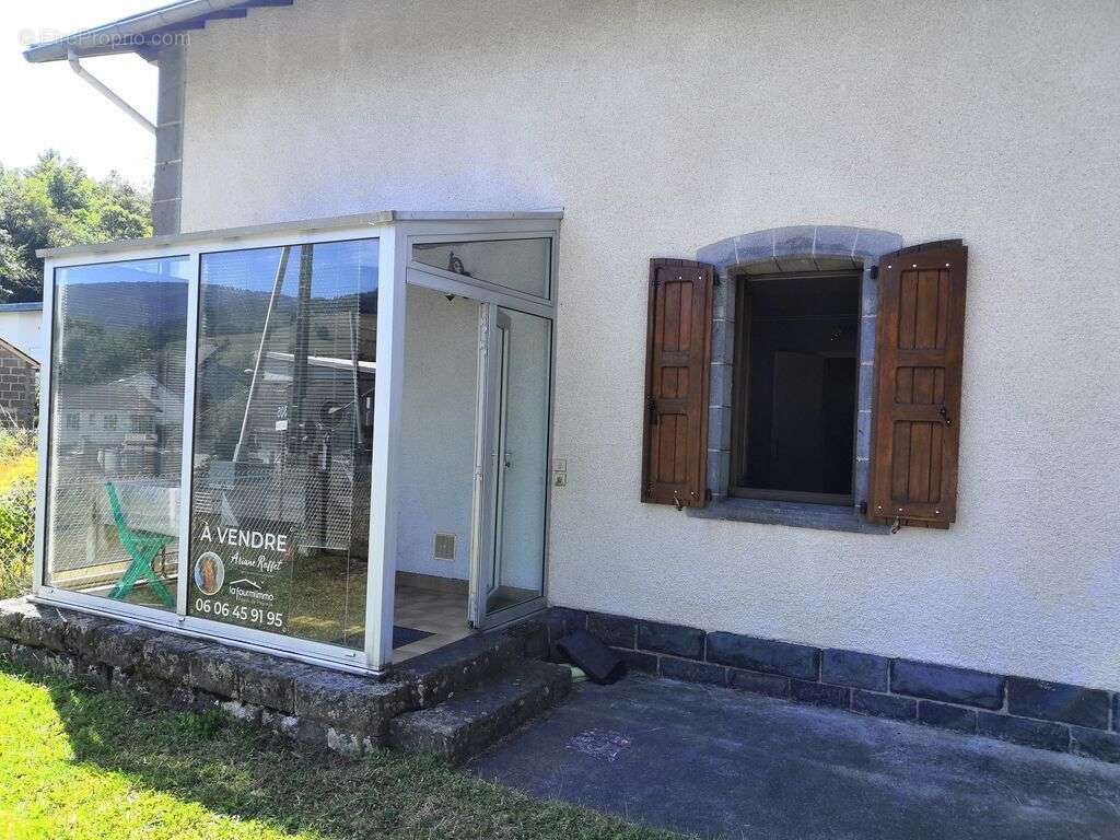 Maison à LA BOURBOULE