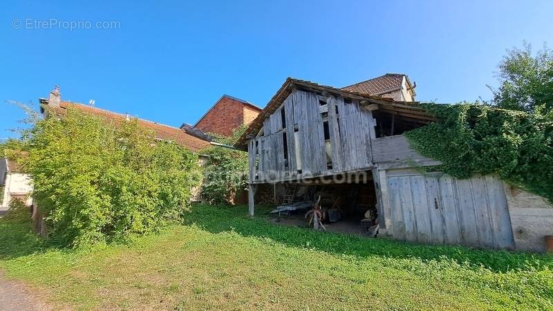 Maison à EQUEVILLEY