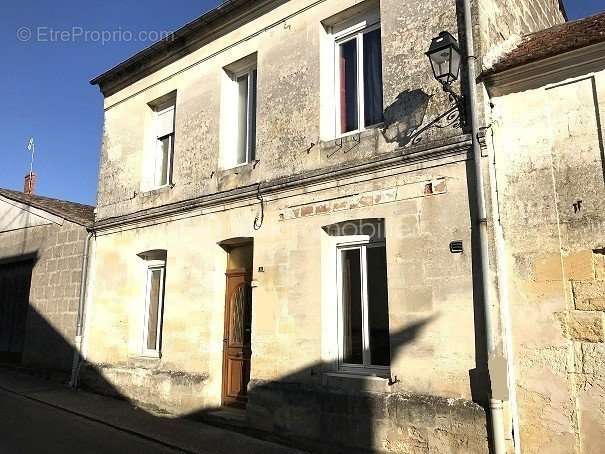 Maison à SAINT-DENIS-DE-PILE