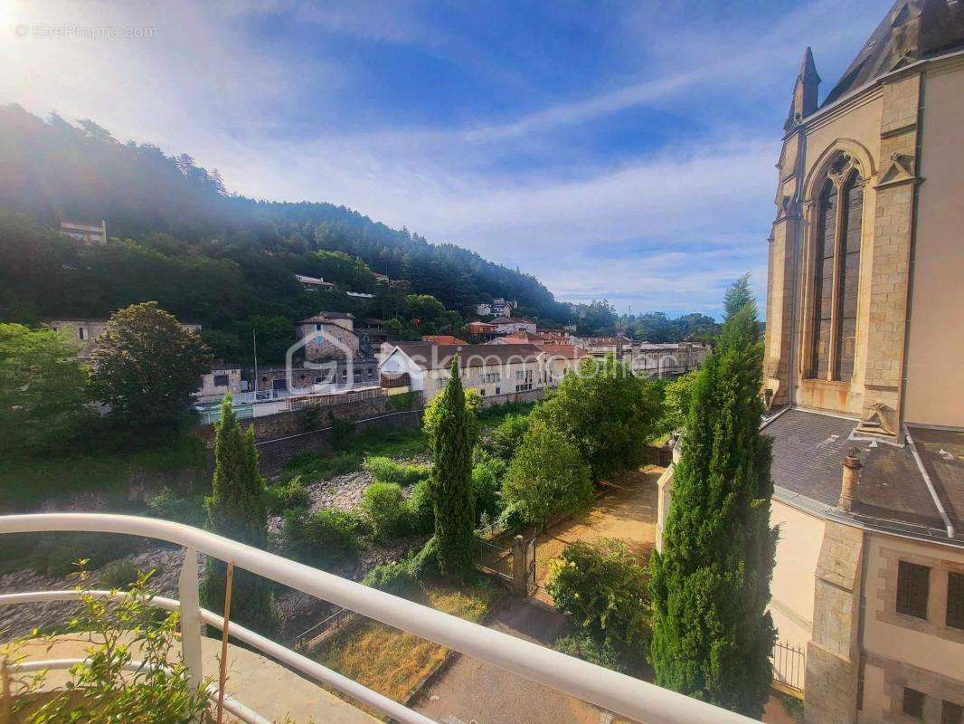 Appartement à VALS-LES-BAINS