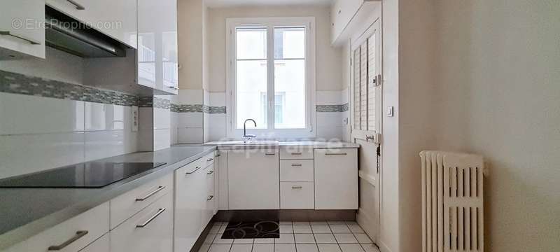 Appartement à ISSY-LES-MOULINEAUX